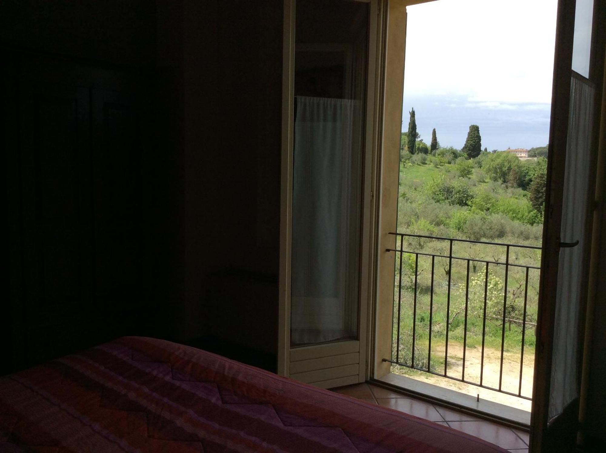 Residence Le Meridiane Siena Habitación foto